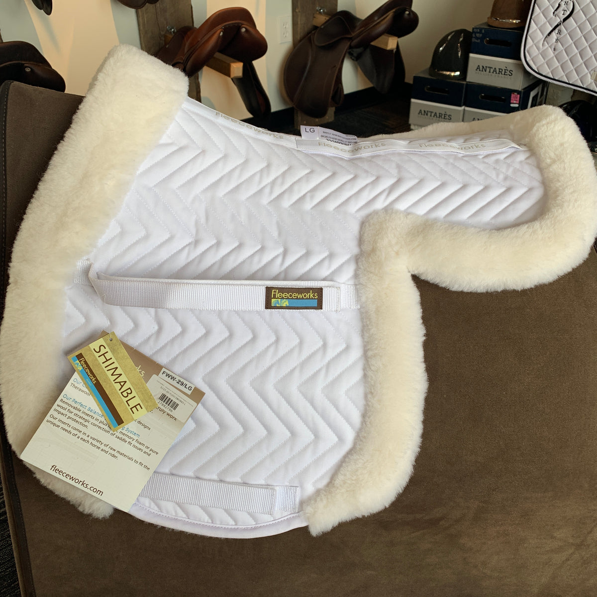FLEECEWORKS Therawool Shimmable ShowHunter Pad Calgary Saddlery